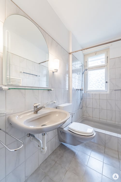 Charmante ­Altbauwohnung in Stadtnähe 9