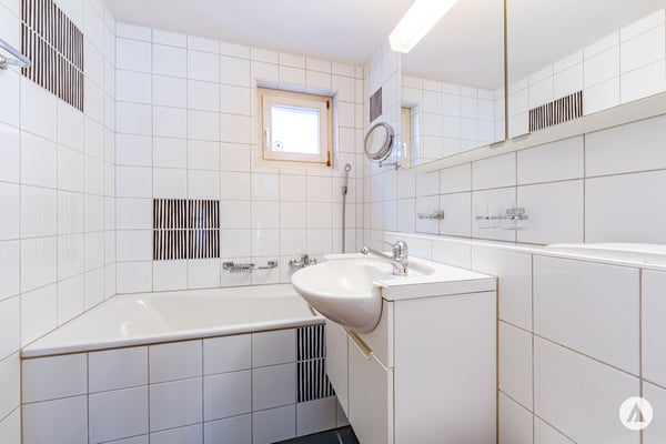 Dachwohnung im Lauenenquartier 11