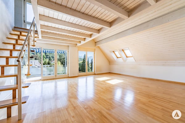 Dachwohnung im Lauenenquartier 5