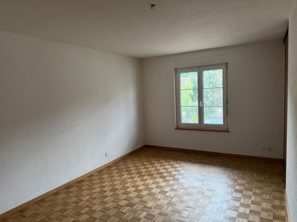 Mehrfamilienhaus mit 5 Wohnungen - attraktive Kapitalanlage mit 5.2% Bruttorendite 8