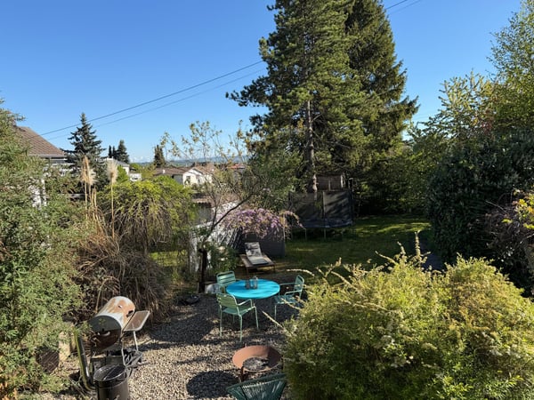Grosses und freistehendes 6 Zimmer Einfamilienhaus in Orpund zu verkaufen 11