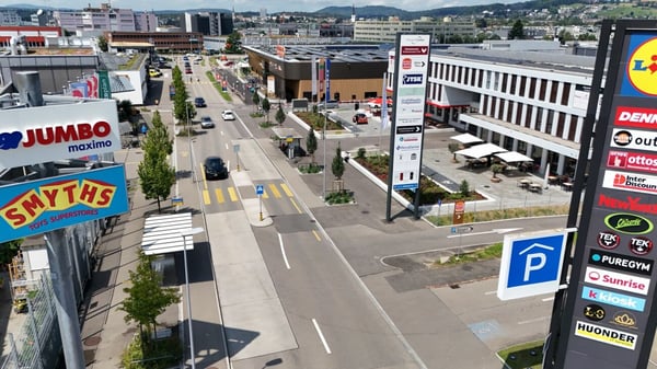 Ausgebaute Praxis- und Dienstleistungsflächen im Rietbach Center 4