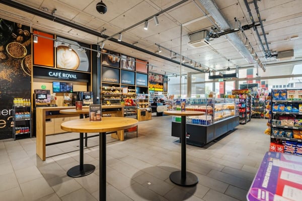 Erstvermietung: Moderne Büro-/Praxisfläche - Direkt beim Shoppi Tivoli 7