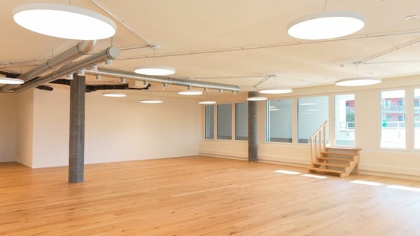 Moderne Büro-/Praxisfläche mit Terrasse - Top-Lage direkt beim Shoppi Tivoli 4