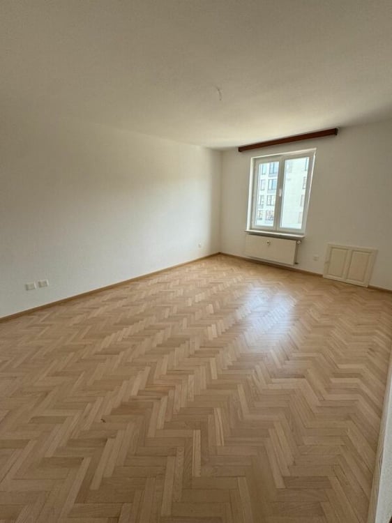 Helle 3.5-Zimmerwohnung in zentraler Lage am Luzernerring 2