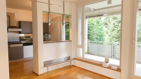 Exklusive Gartenwohnung mit Cheminée & 2 Terrassen  - Bruderholz 2