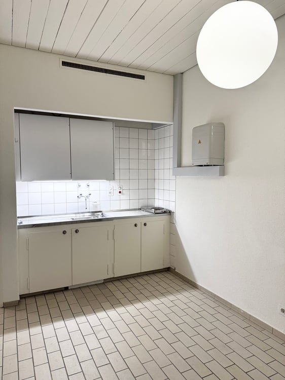 Schöner Hobbyraum an ruhiger Lage 5