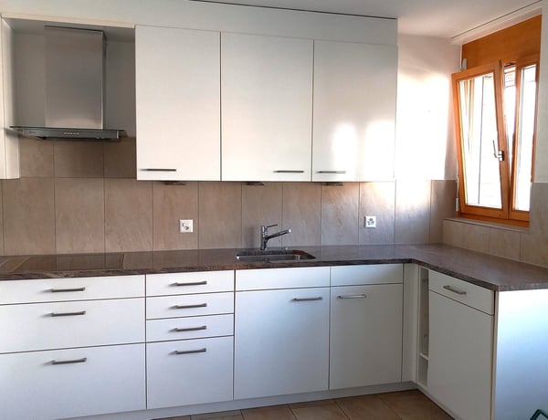 Ruhige 1.5-Zimmer-Wohnung mit Balkon ins Grüne 2