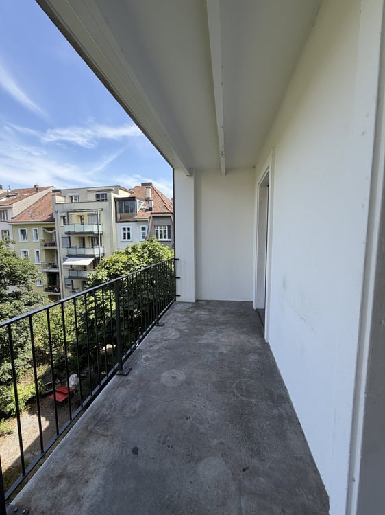 Charmante 4-Zimmer-Altbauwohnung mit Balkon in Basel St. Johann 7