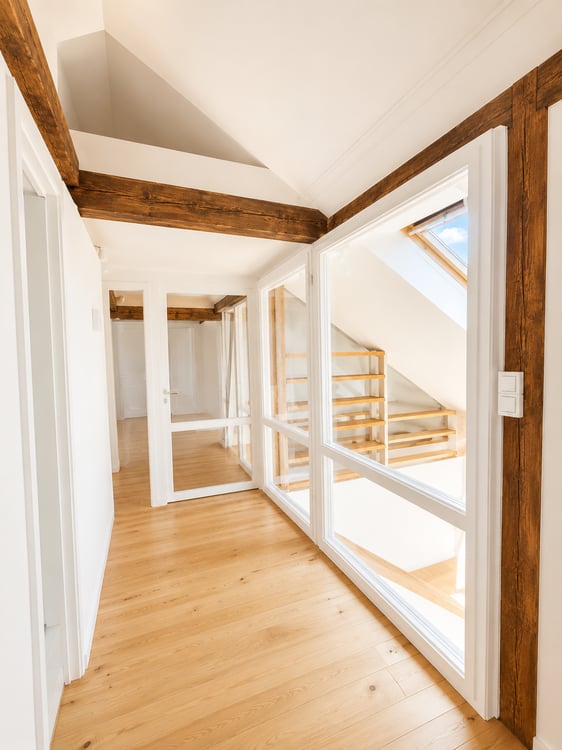 Schöne 4-Zimmer-Maisonette-Wohnung mit Dachbalkon im Herzen des Kleinbasel 10