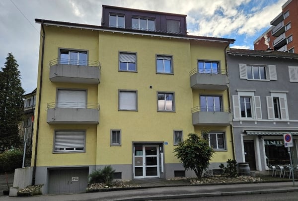 Gemütliche 2-Zimmer-Wohnung mit Gartensitzplatz in Basel 8