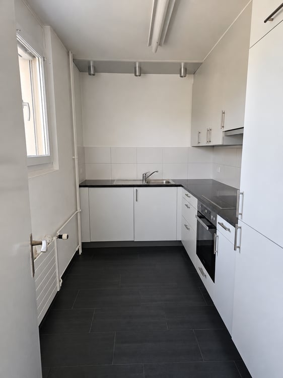 Helle 4.5-Zimmer-Wohnung mit Balkon in Riehen 4