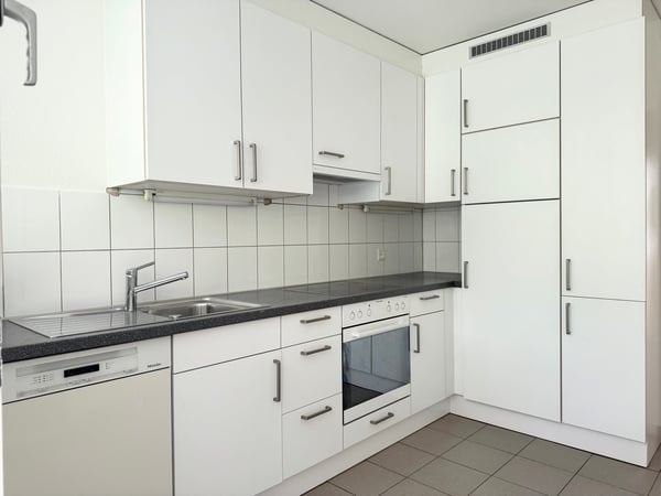 Charmante 3-Zimmer-Wohnung in Basel-Kleinhüningen 1