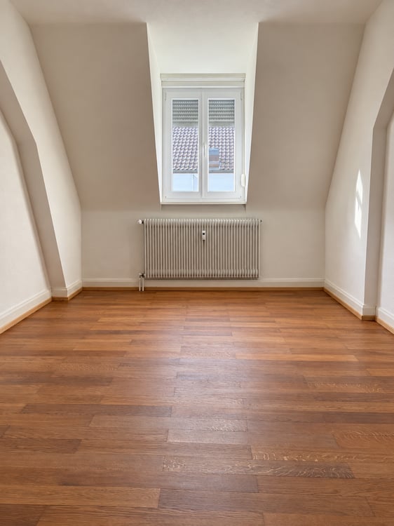 Charmante 4.5-Zimmer-Maisonette-Wohnung an ruhiger Quartierstrasse in Basel 8