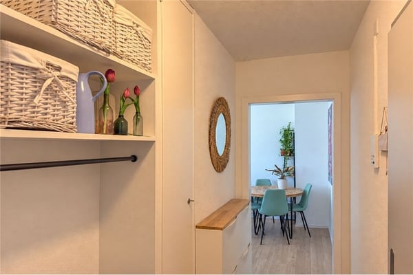Gepflegtes Mehrfamilienhaus mit drei 2½ und sechs 3½ Zimmer Wohnungen 8