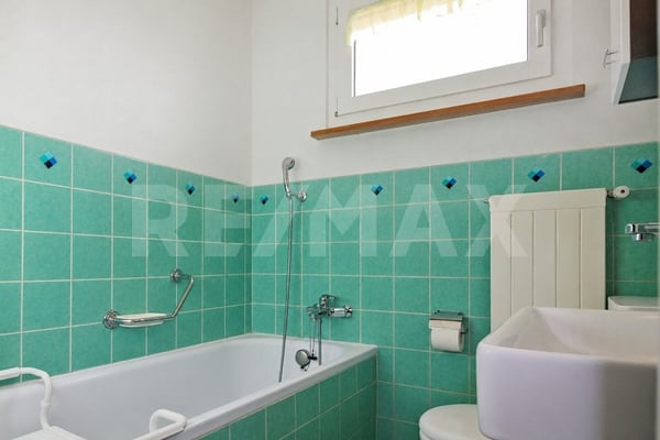 4½ Zimmer Doppeleinfamilienhaus in Bahnhofsnähe mit Garten und viel Gestaltungspotenzial 6
