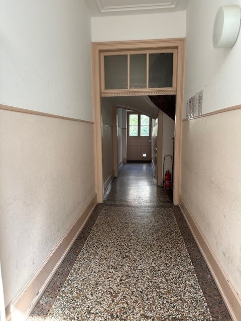 Charmante 1-Zimmer-Altbauwohnung 31