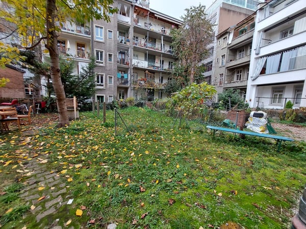 Charmante 1-Zimmer-Altbauwohnung 30