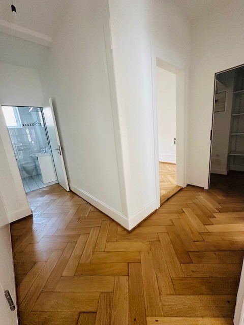 Charmante 1-Zimmer-Altbauwohnung 9