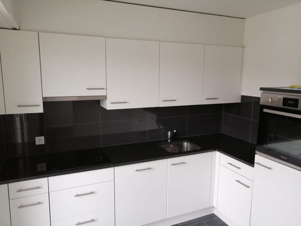 Moderne 3.5-Zimmer-Dachwohnung mit Balkon in Basel 6