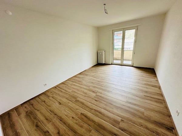 Helle, renovierte 3.5-Zimmerwohnung mit Balkon per sofort in Münchenstein zu vermieten 18