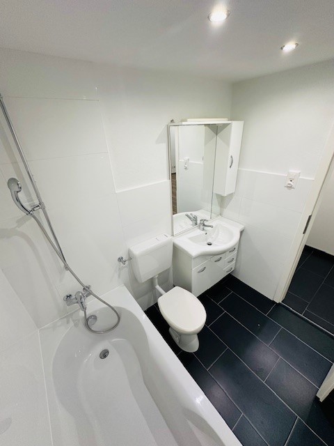 Gemütliche, charmante 2.5-Zimmer-Wohnung im Herzen von Basel Nähe Rhein 16