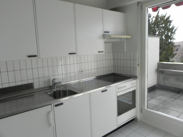 Moderne 2-Zimmer-Wohnung mit Balkon im Gothelfquartier Basel 2