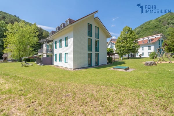 Fehr Immobilien - Ruhig und idyllisch gelegene 1½-Zi.-Wohnung 11