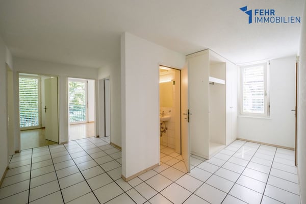 Fehr Immobilien - Ruhig und idyllisch gelegene 1½-Zi.-Wohnung 4