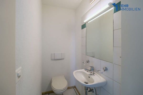 Fehr Immobilien - Ruhig und idyllisch gelegene 1½-Zi.-Wohnung 8