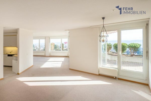 Fehr Immobilien - 1½-Zimmer-Terrassenwohnung mit Alpensicht 7