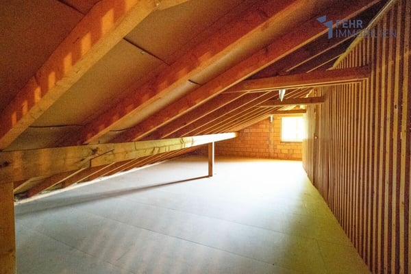 Fehr Immobilien - Grosszügige 1½-Zimmer-Wohnung an sonniger Lage 11