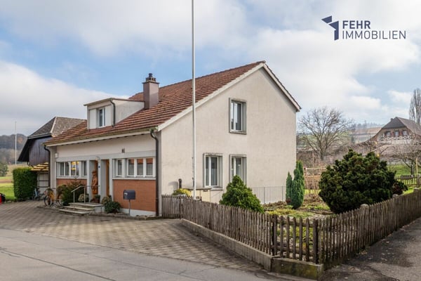 Fehr Immobilien - Freistehendes 1½-Zi.-Einfamilienhaus 1