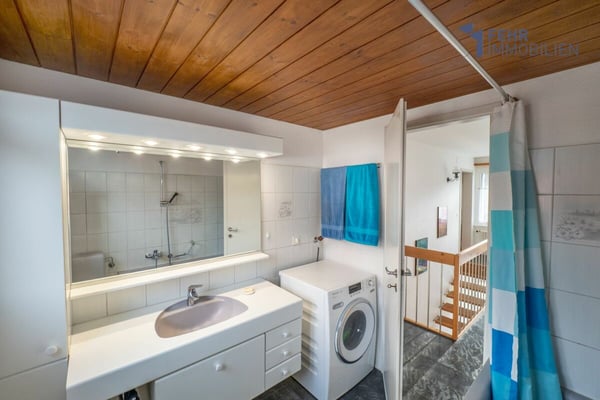 Fehr Immobilien - Freistehendes 1½-Zi.-Einfamilienhaus 10