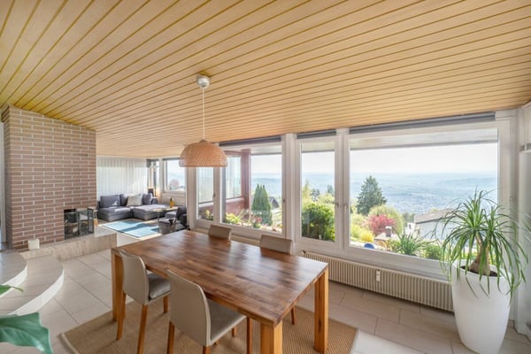 Fehr Immobilien - Lichterfüllte 4½-Zi.-Attikawohnung mit Alpensicht 5