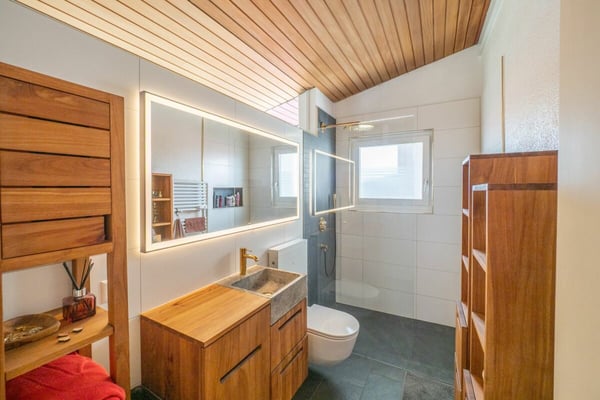 Fehr Immobilien - Lichterfüllte 4½-Zi.-Attikawohnung mit Alpensicht 10