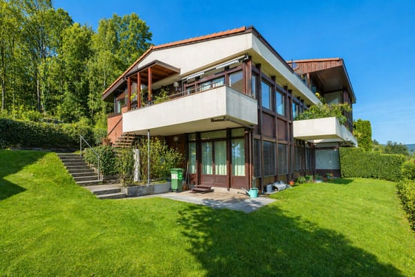 Fehr Immobilien - Lichterfüllte 4½-Zi.-Attikawohnung mit Alpensicht 12