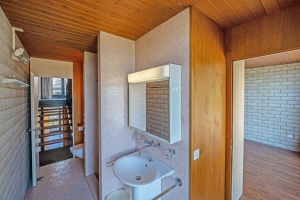 Fehr Immobilien - Komfortables 5½-Zi.-Reiheneckhaus 10