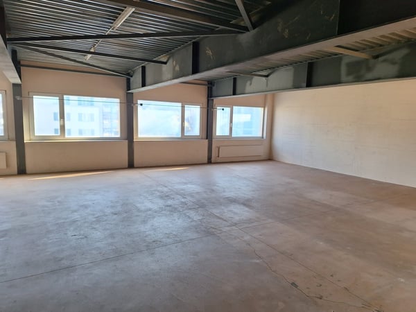 Vielseitige Gewerberäume mit Lagerfläche in Rothrist zu vermieten 6