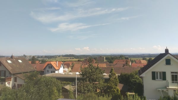 Neu renovierte 1-Zimmer-Terrassenwohnung mit herrlicher Aussicht in Oensingen 1