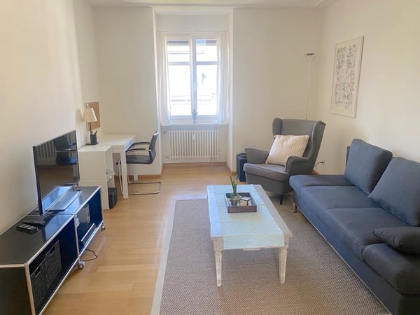 1 - Zi-Altbauwohnung im Bachlettenquartier in charmantem Jugendstil-Mehrfamilienhaus 7