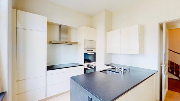 Fully renovated 2-room Art Nouveau villa with city garden in the heart of the Gellert district 5