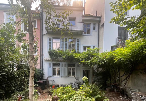 Charmy 2- room townhouse with romantic city garden 14