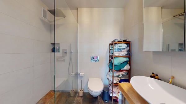 Helles Einfamilienhaus mit traumhafter Panoramaaussicht,Doppelgarage, gr. Aussenbereich & Lift 11