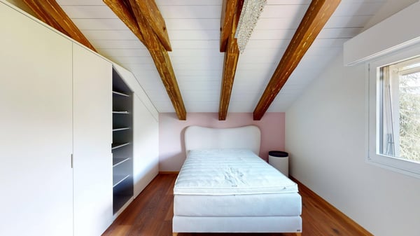 Repräsentative 9. Zi. Landhausvilla mit modernem Indoorpool am Muttenzer Dürrberg 7