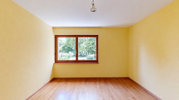 Schöne 4,5 Zi Maisonette-Wohnung mit überdachtem Balkon an ruhiger und begehrter Wohnlage in Riehen 11