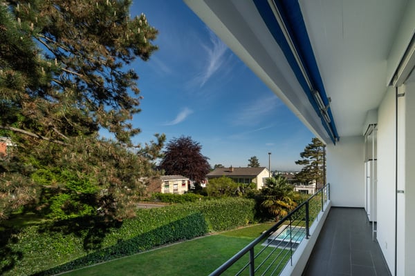 Traumhaftes eigenständiges REH mit wundervollem Garten totalsaniert und hochwertigem Edelstahlpool 2