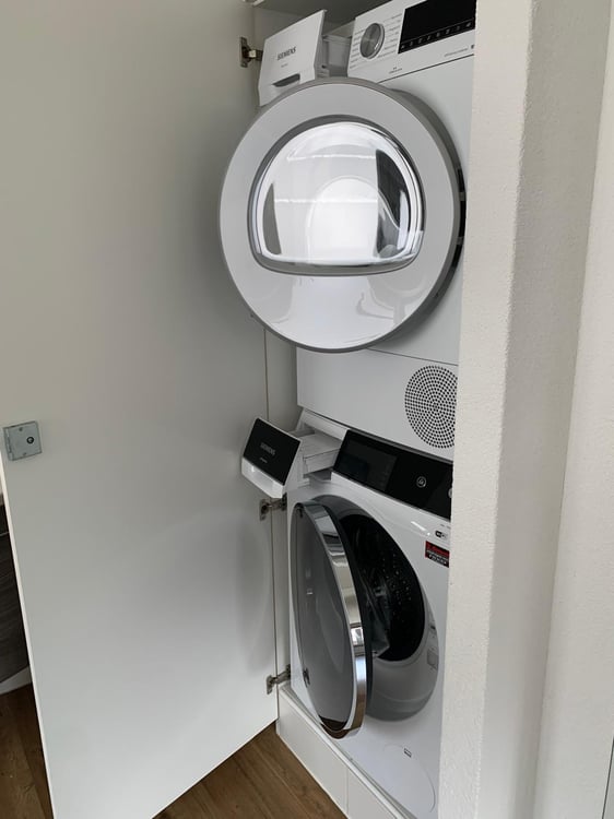 Exklusives Wohnjuwel: Grosszügige Moderne-Wohnung mit Terrasse & Kaminecke 6