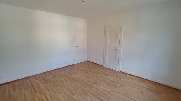 tolle 1-Zimmer-Genossenschaftswohnung für eine kleine Familie 5