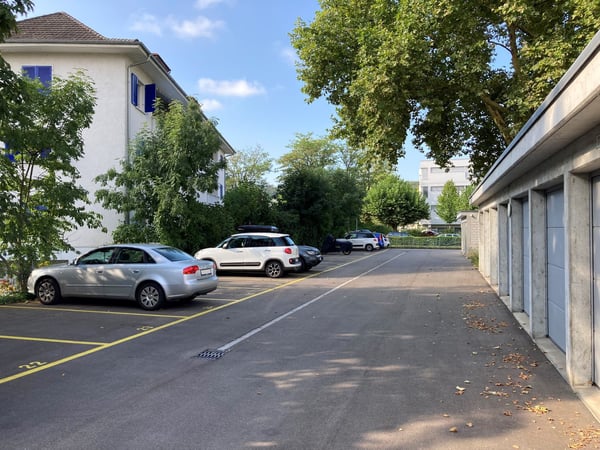 Aussenparkplätze in Muttenz zu vermieten 2